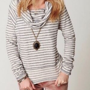 Free People Cowl Neck Blue/Cream pullover